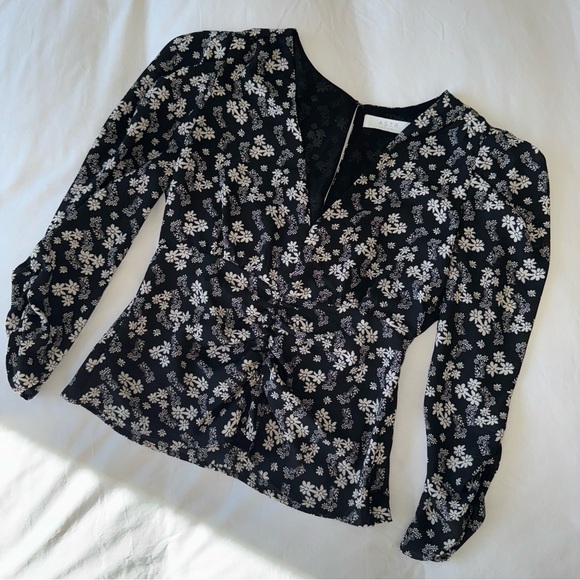 ASTR Ruched Sleeve Ditzy Floral Blouse - Picture 11 of 12